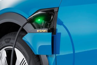A marca de carro elétrico com maior confiança dos consumidores