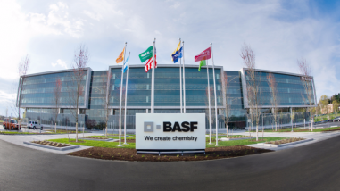 A BASF vai suprimir 6.000 postos de trabalho em todo o mundo