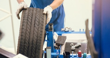 Os pneus encareceram metade em relação ao IPC* em 2017